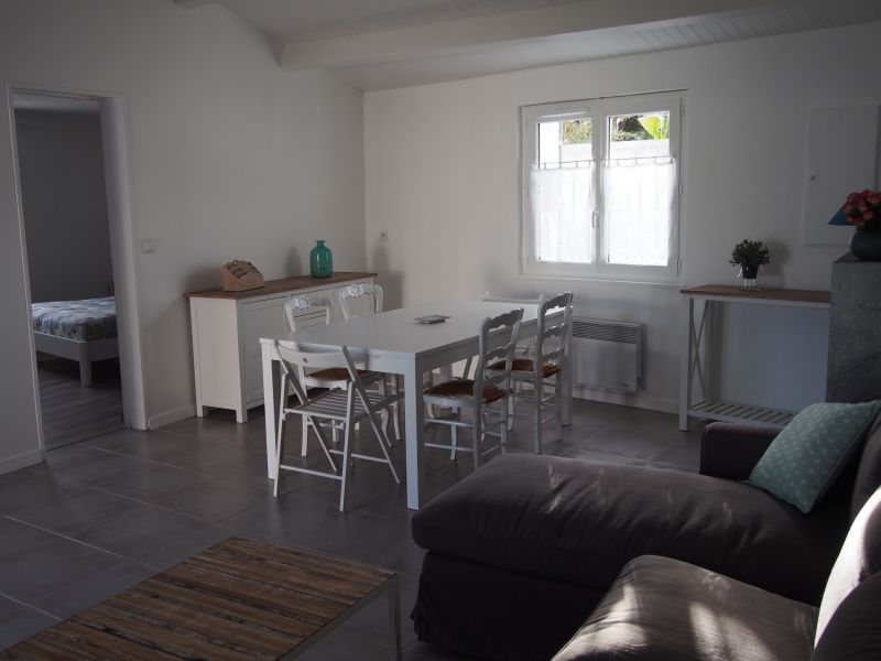 Photo 6: An accomodation located in La Couarde-sur-mer on ile de Ré.