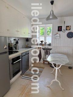 Photo 9: An accomodation located in Les Portes-en-R&eacute; on ile de R&eacute;.