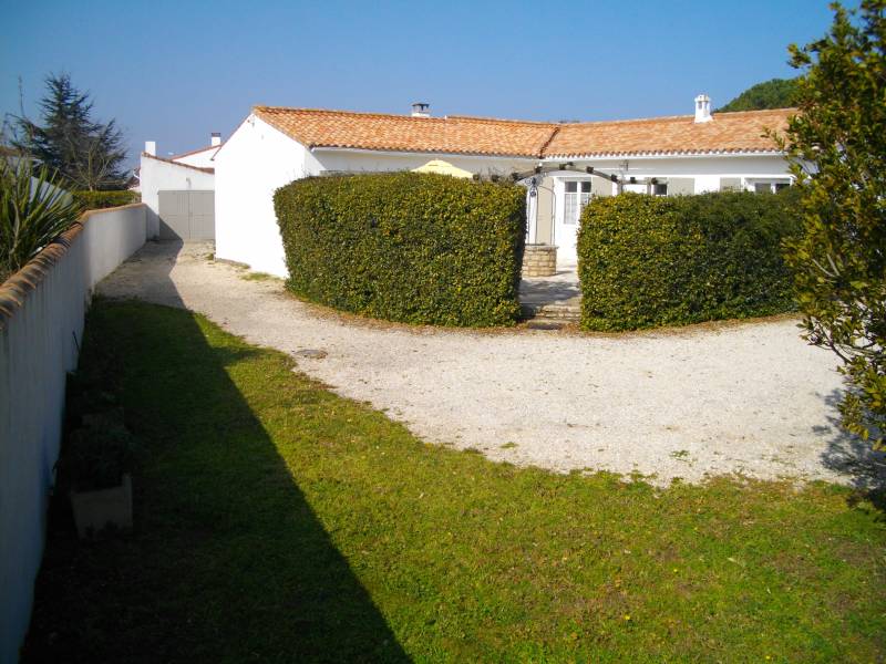 Photo 9: An accomodation located in Le Bois-Plage-en-Ré on ile de Ré.