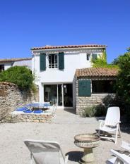 Ile de R&eacute;:Charming house with garden 6 pax