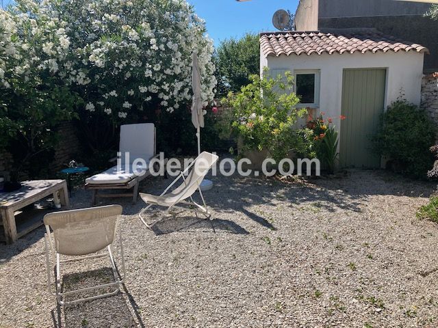 Photo 5: An accomodation located in Saint-Cl&eacute;ment-des-Baleines on ile de R&eacute;.