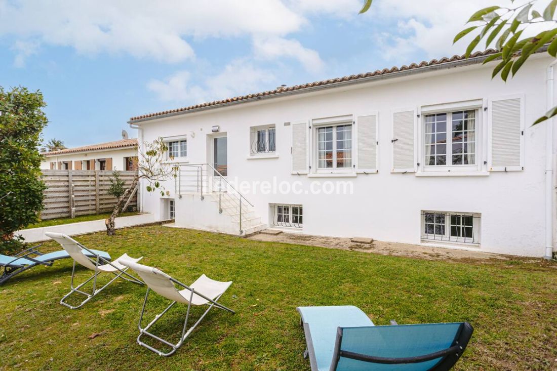 Photo 10: An accomodation located in Le Bois-Plage-en-Ré on ile de Ré.