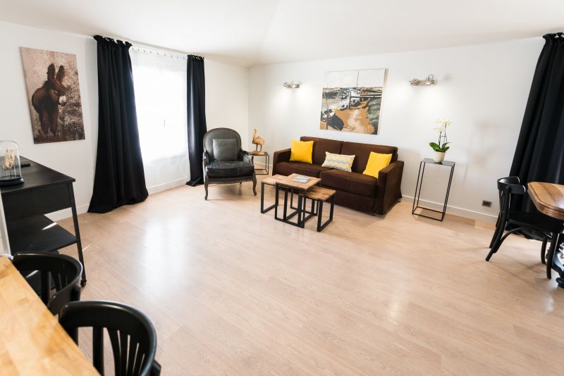 Photo 13: An accomodation located in Saint-Martin-de-Ré on ile de Ré.