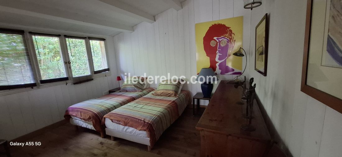 Photo 10: An accomodation located in La Couarde-sur-mer on ile de R&eacute;.