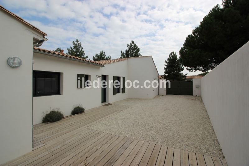 Photo 9: An accomodation located in Le Bois-Plage-en-Ré on ile de Ré.