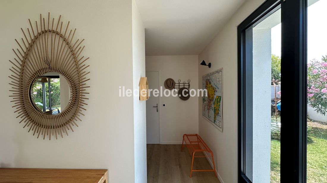 Photo 22: An accomodation located in La Couarde-sur-mer on ile de Ré.