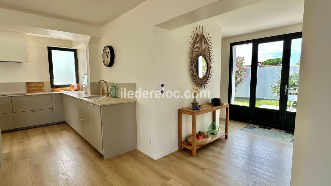 Photo 31: An accomodation located in La Couarde-sur-mer on ile de Ré.