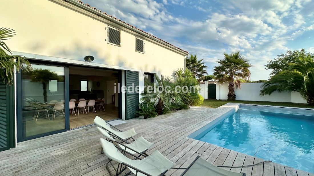 Photo 18: An accomodation located in La Couarde-sur-mer on ile de Ré.