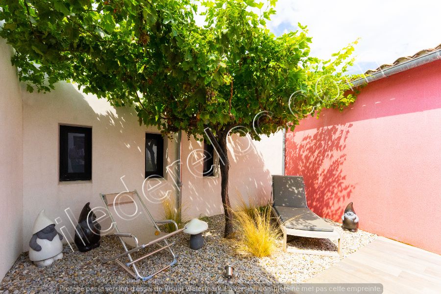 Photo 29: An accomodation located in Le Bois-Plage-en-Ré on ile de Ré.