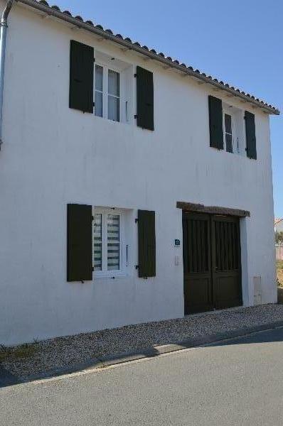 Photo 20: An accomodation located in La Flotte-en-Ré on ile de Ré.