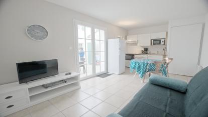 ile de ré Apartment on ground floor with court yard and private parking in saint-martin-d