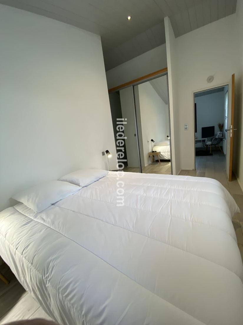 Photo 11: An accomodation located in Ars en R&eacute; on ile de R&eacute;.