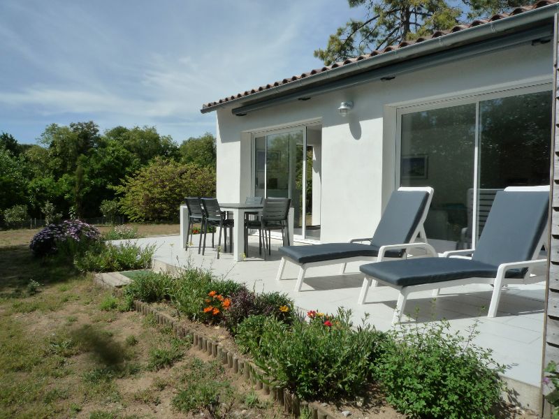 Photo 10: An accomodation located in Les Portes-en-Ré on ile de Ré.