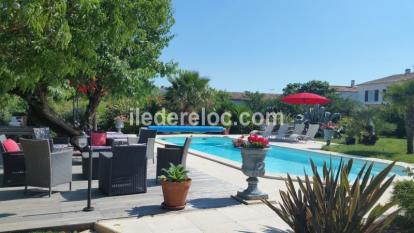 Ile de Ré:Magnificent villa for 10 people with heated swimming pool
