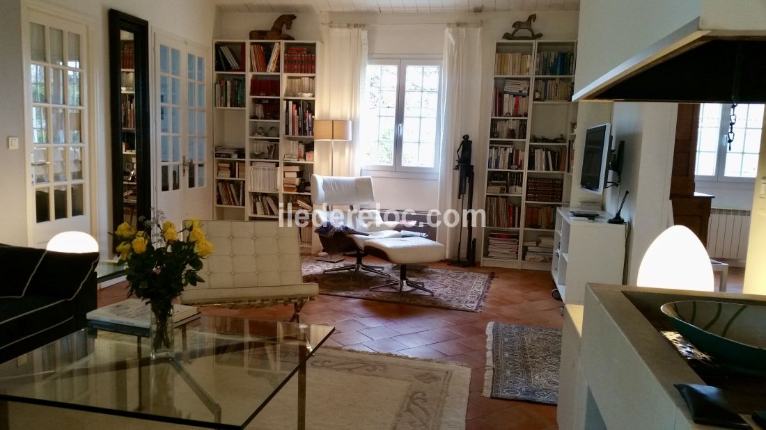 Photo 5: An accomodation located in Sainte-Marie-de-R&eacute; on ile de R&eacute;.