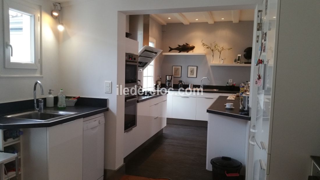 Photo 7: An accomodation located in Sainte-Marie-de-R&eacute; on ile de R&eacute;.