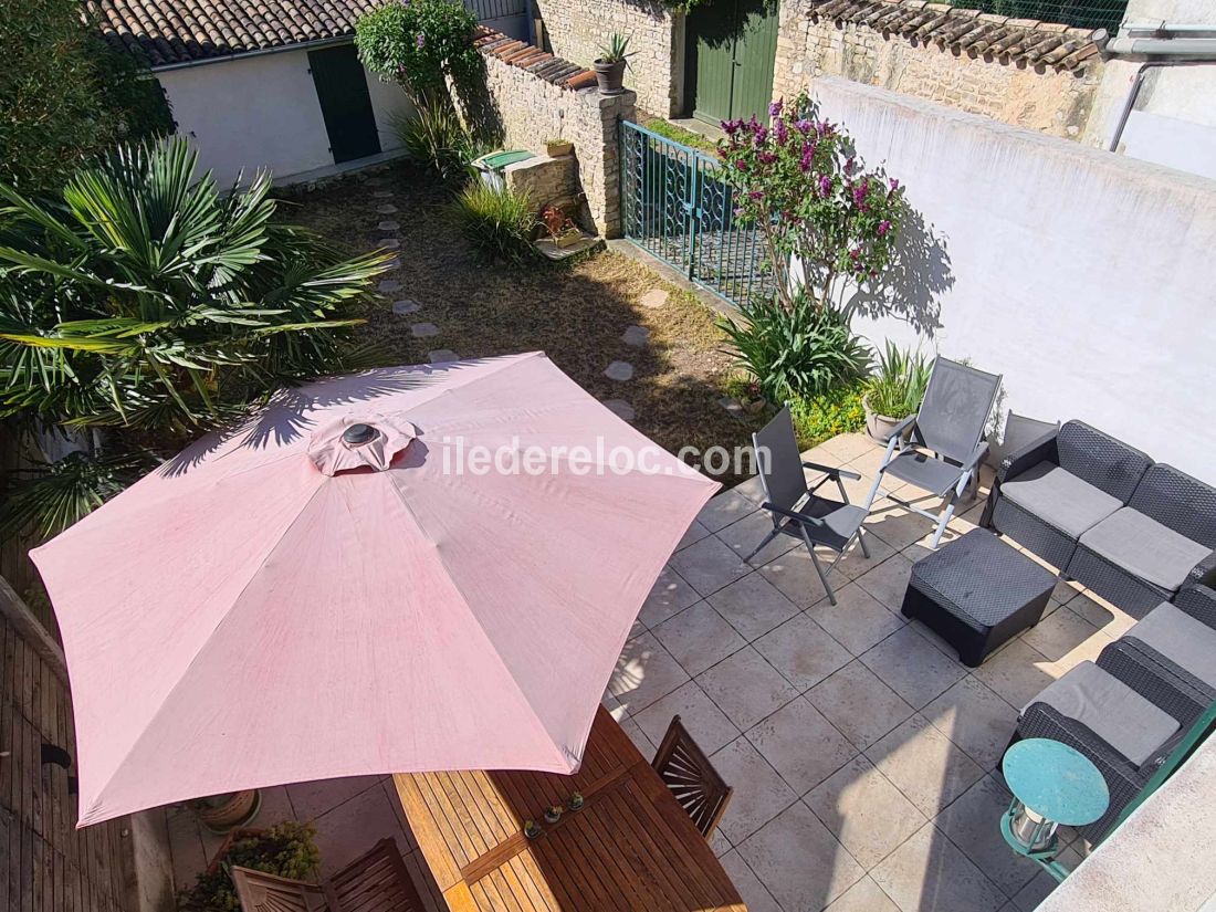 Photo 4: An accomodation located in Le Bois-Plage-en-Ré on ile de Ré.