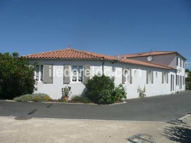 Photo 12: An accomodation located in La Flotte-en-Ré on ile de Ré.