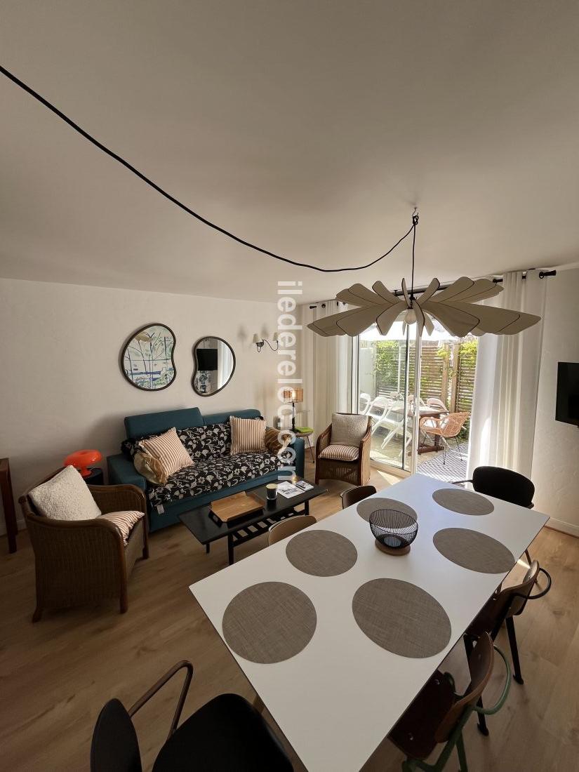 Photo 4: An accomodation located in La Flotte-en-R&eacute; on ile de R&eacute;.