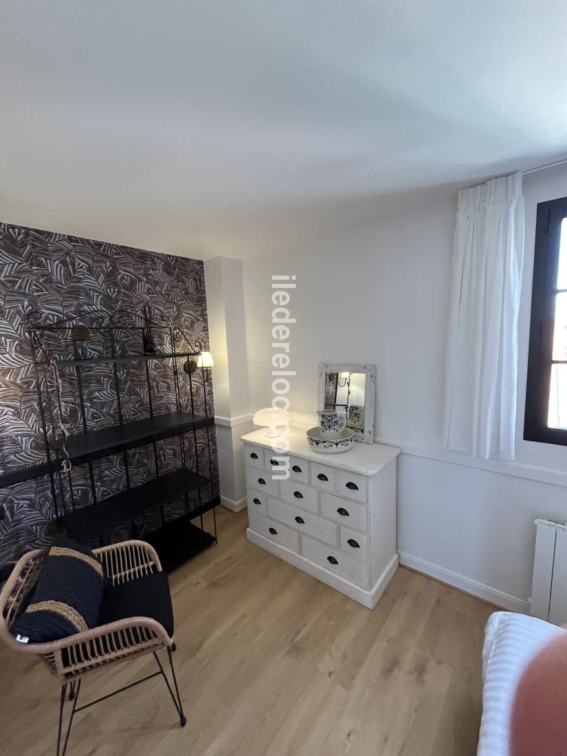 Photo 29: An accomodation located in La Flotte-en-R&eacute; on ile de R&eacute;.