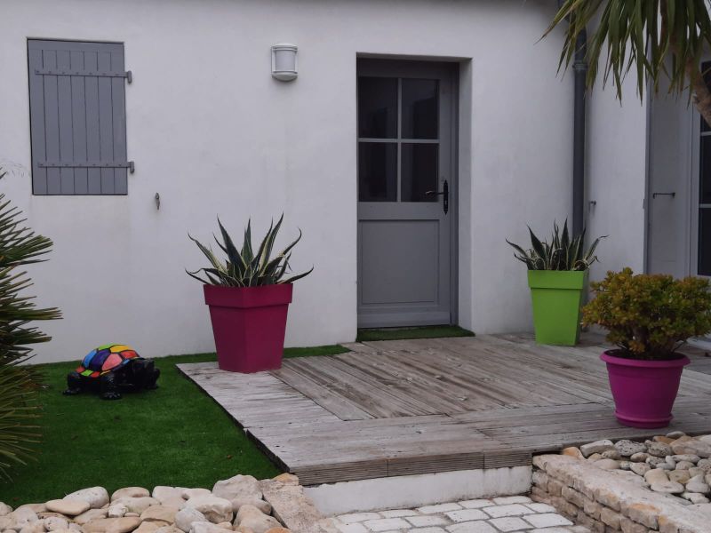 Photo 18: An accomodation located in Le Bois-Plage-en-Ré on ile de Ré.