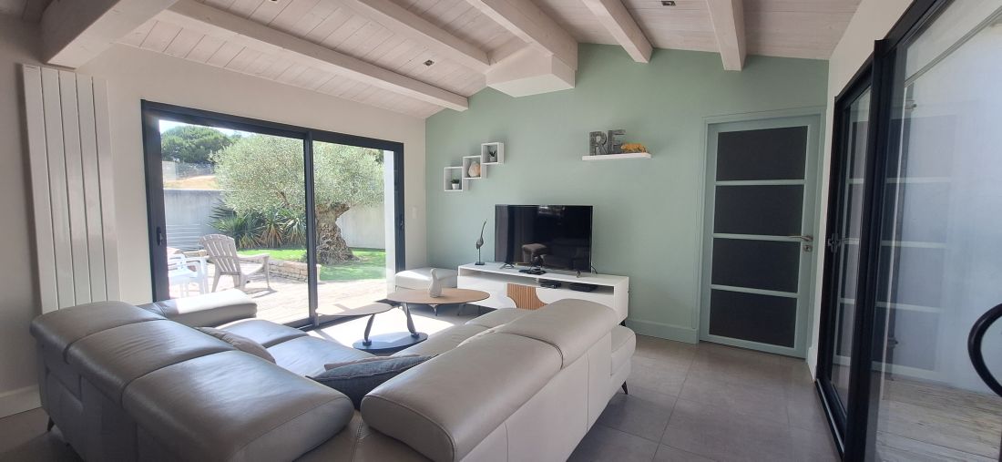 Photo 34: An accomodation located in Le Bois-Plage-en-R&eacute; on ile de R&eacute;.