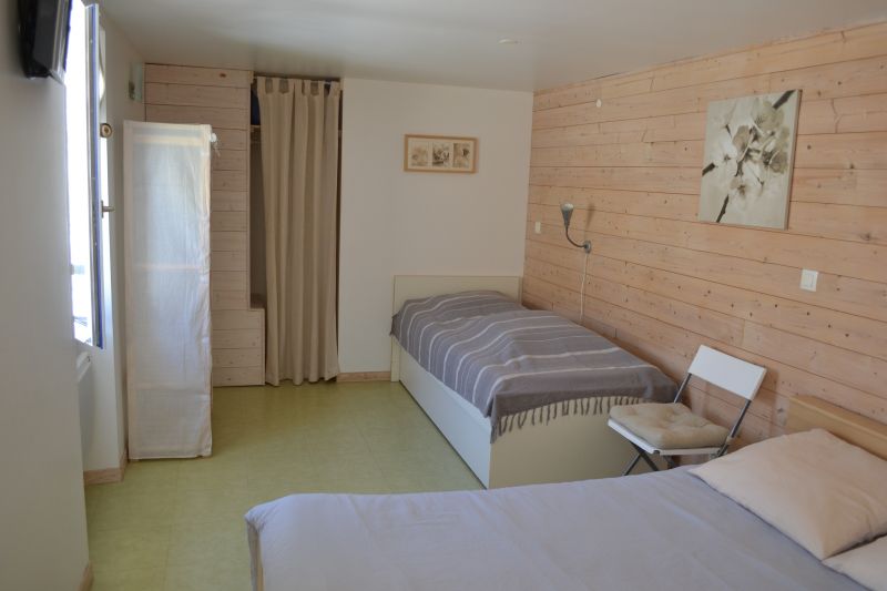 Photo 5: An accomodation located in La Flotte-en-Ré on ile de Ré.