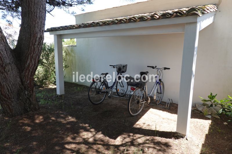 Photo 17: An accomodation located in La Couarde-sur-mer on ile de Ré.