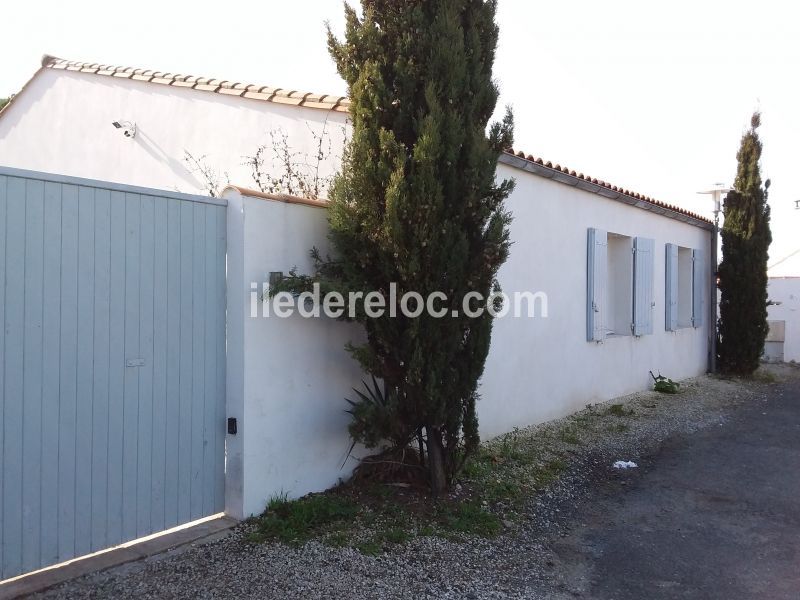 Photo 12: An accomodation located in Le Bois-Plage-en-Ré on ile de Ré.