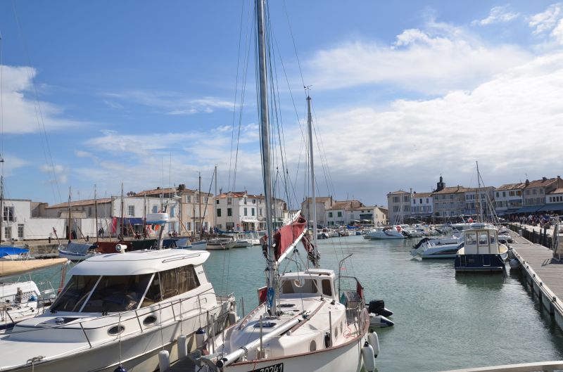 Photo 14: An accomodation located in La Flotte-en-Ré on ile de Ré.