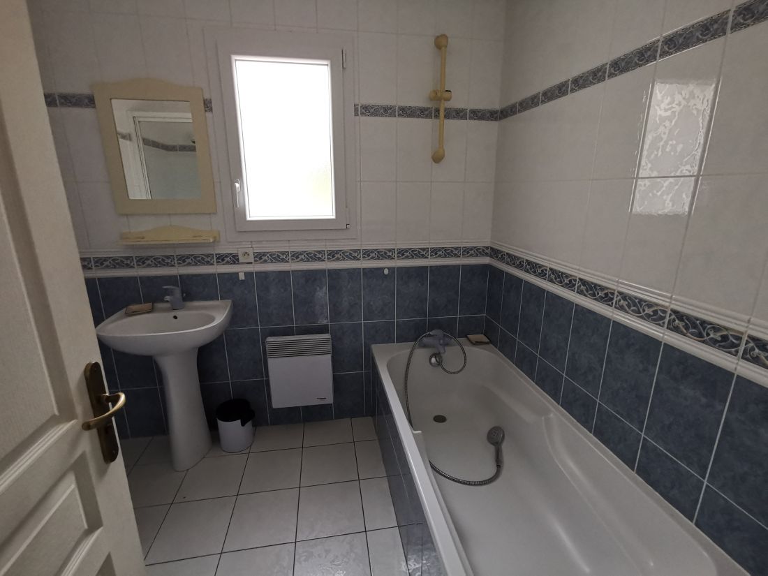 Photo 12: An accomodation located in Ars en Ré on ile de Ré.