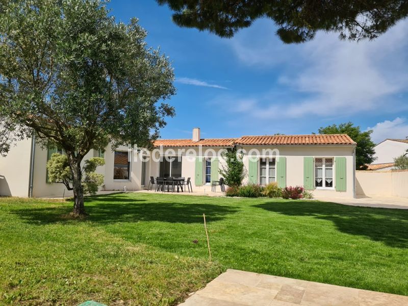 Photo 4: An accomodation located in Le Bois-Plage-en-Ré on ile de Ré.