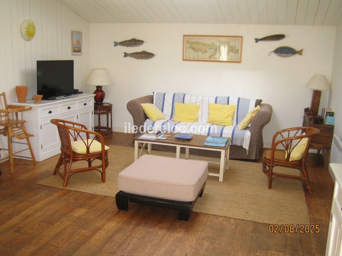 Photo 7: An accomodation located in Saint-Martin-de-Ré on ile de Ré.