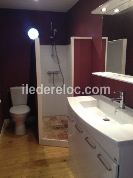 Photo 8: An accomodation located in Saint-Martin-de-Ré on ile de Ré.