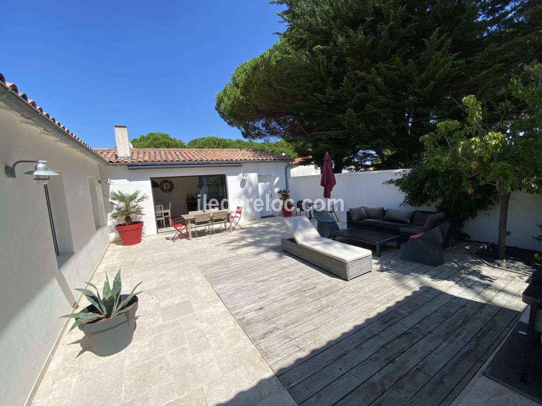 Photo 4: An accomodation located in Le Bois-Plage-en-Ré on ile de Ré.