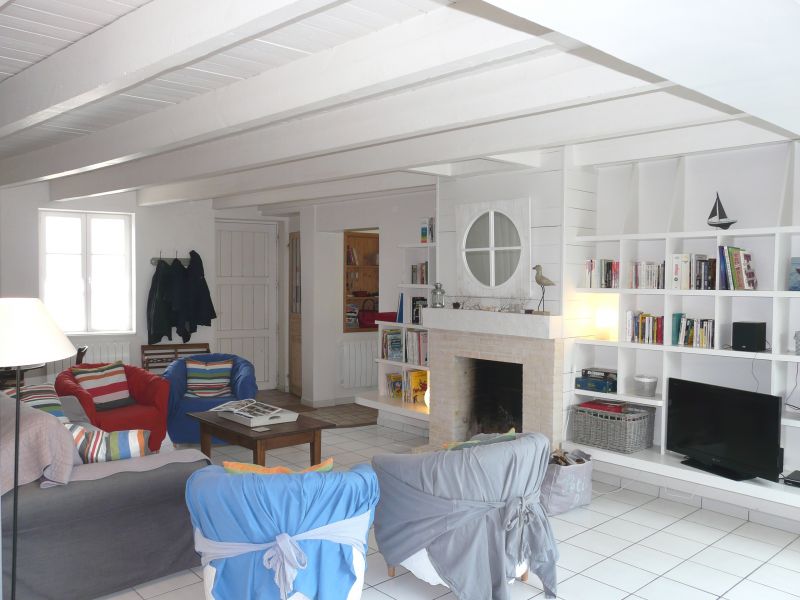 Photo 3: An accomodation located in Le Bois-Plage-en-Ré on ile de Ré.