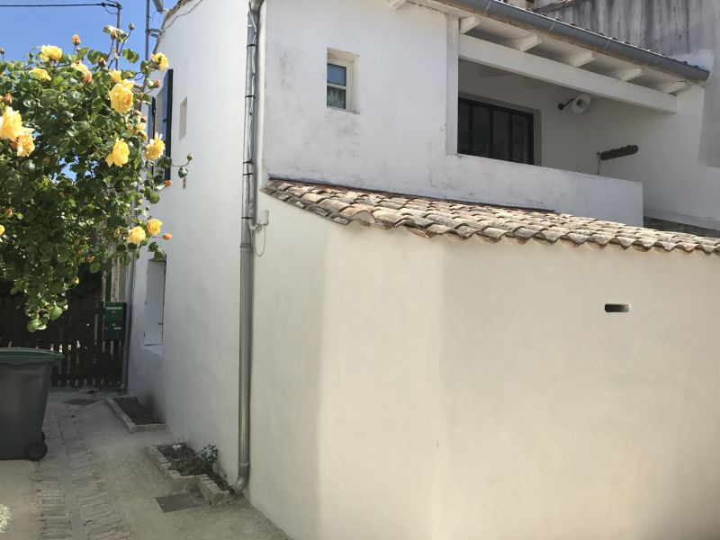 Photo 12: An accomodation located in Les Portes-en-Ré on ile de Ré.