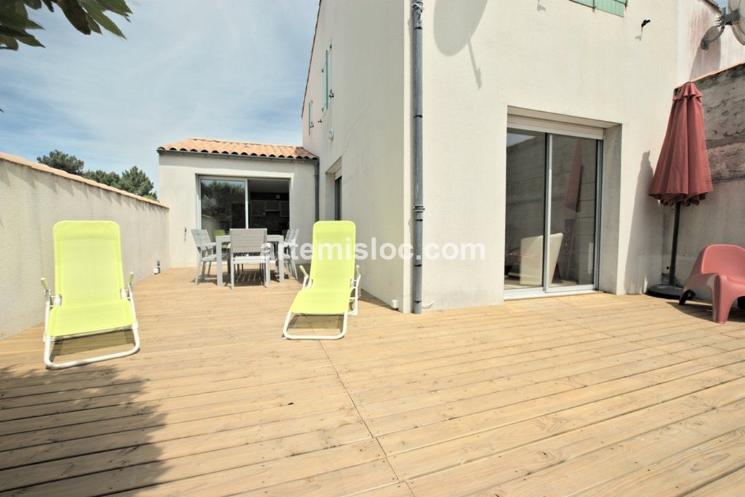 Photo 17: An accomodation located in La Flotte-en-Ré on ile de Ré.