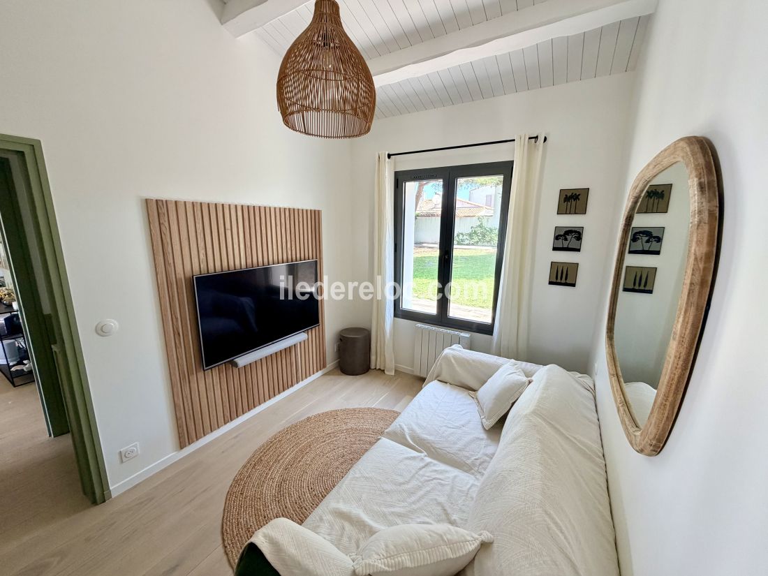 Photo 14: An accomodation located in La Couarde-sur-mer on ile de R&eacute;.
