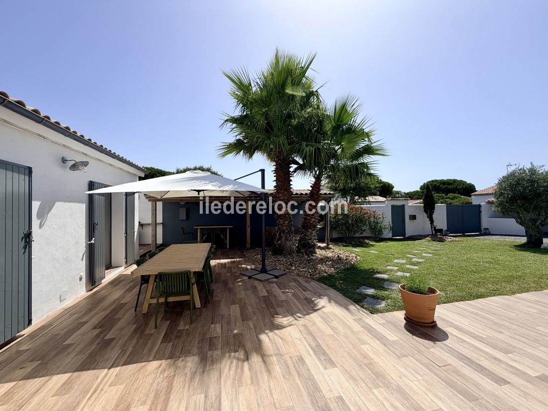 Photo 4: An accomodation located in La Couarde-sur-mer on ile de R&eacute;.