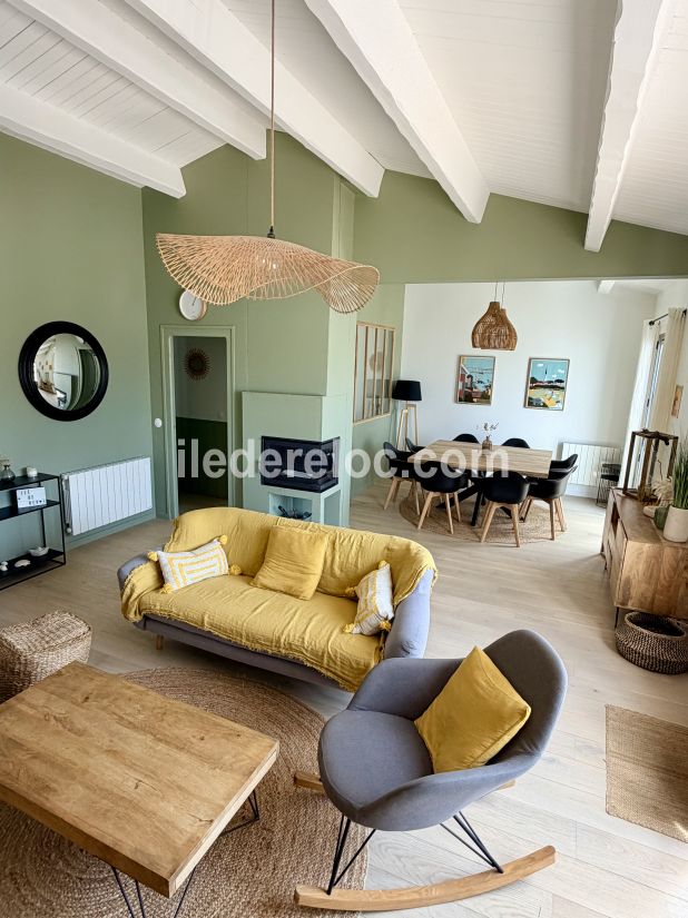 Photo 8: An accomodation located in La Couarde-sur-mer on ile de R&eacute;.