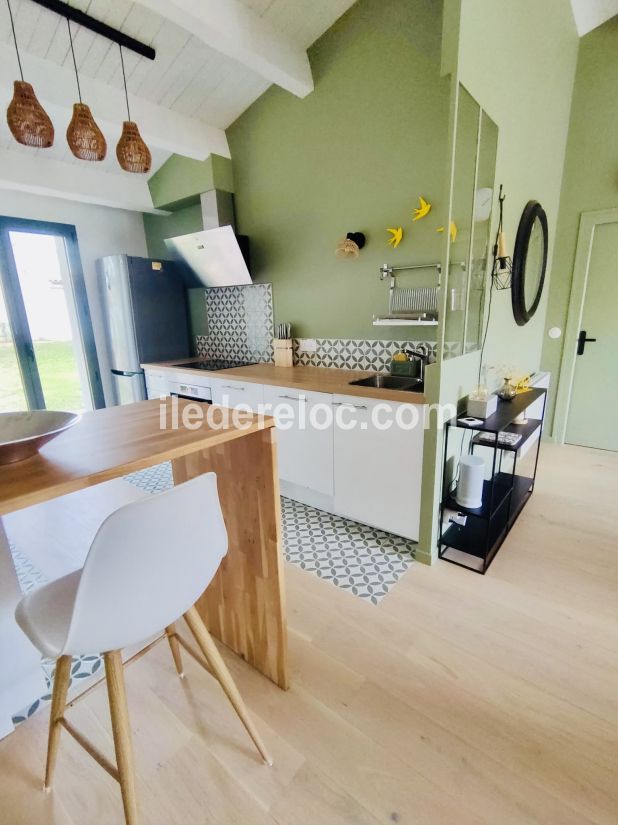 Photo 12: An accomodation located in La Couarde-sur-mer on ile de R&eacute;.