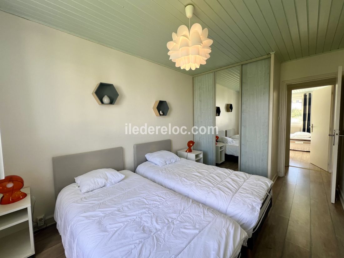 Photo 18: An accomodation located in Saint-Martin-de-R&eacute; on ile de R&eacute;.