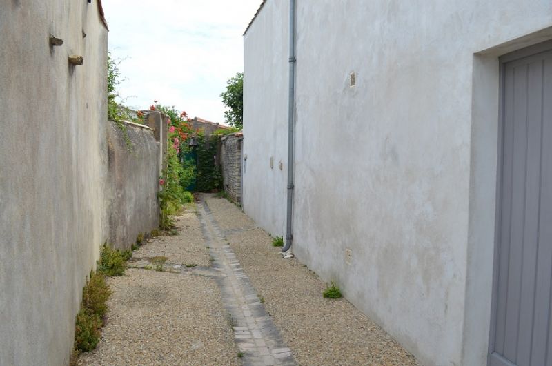 Photo 24: An accomodation located in La Couarde-sur-mer on ile de Ré.