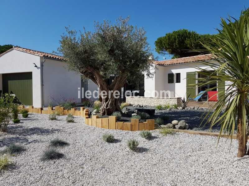 Photo 13: An accomodation located in Le Bois-Plage-en-Ré on ile de Ré.