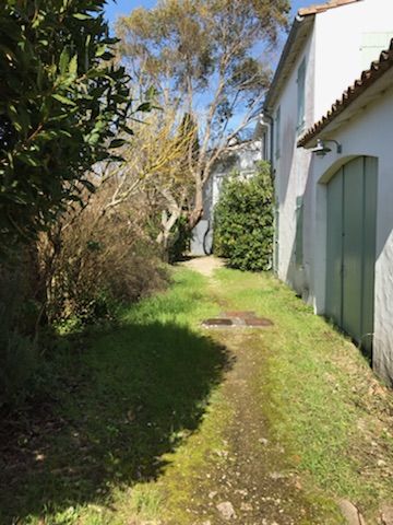 Photo 23: An accomodation located in Les Portes-en-Ré on ile de Ré.