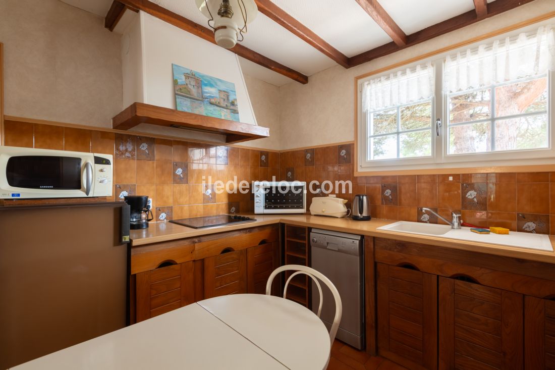 Photo 13: An accomodation located in Le Bois-Plage-en-R&eacute; on ile de R&eacute;.