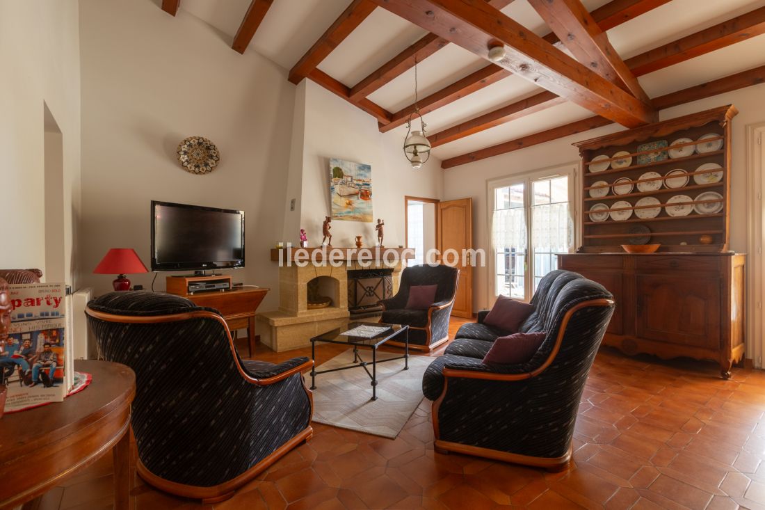 Photo 21: An accomodation located in Le Bois-Plage-en-R&eacute; on ile de R&eacute;.
