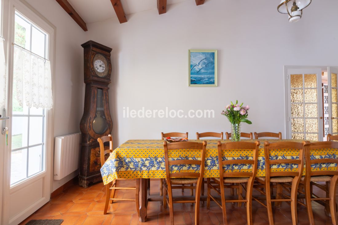 Photo 22: An accomodation located in Le Bois-Plage-en-R&eacute; on ile de R&eacute;.