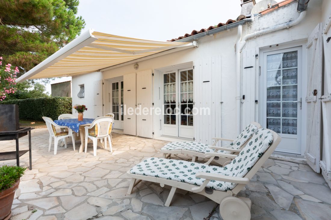 Photo 12: An accomodation located in Le Bois-Plage-en-R&eacute; on ile de R&eacute;.